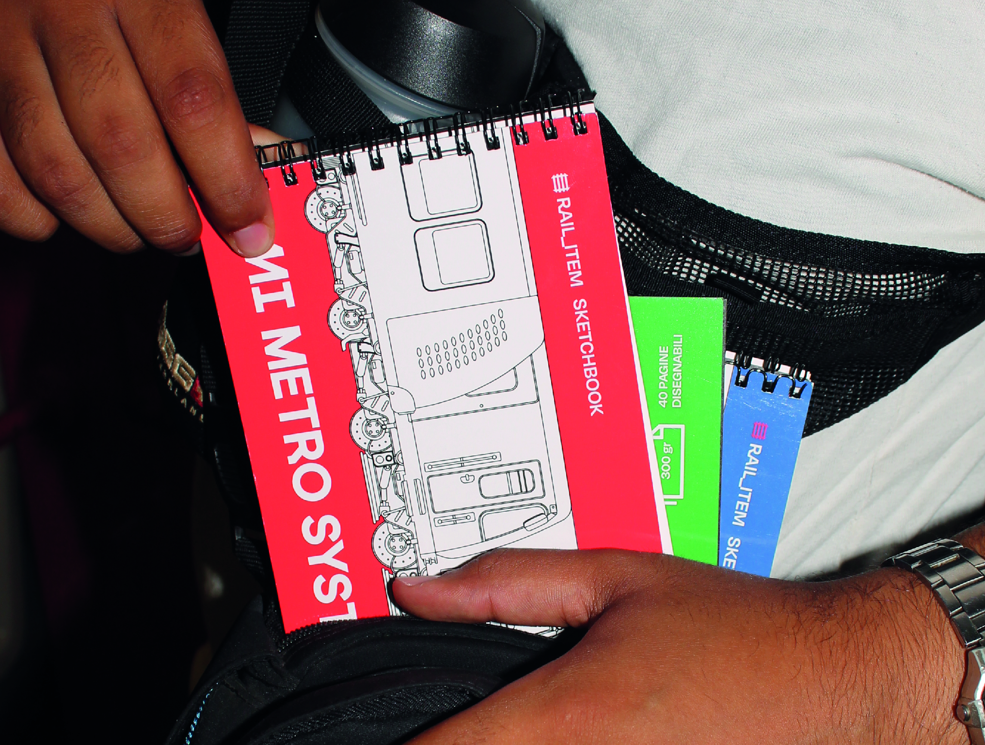 La crew Rail Item